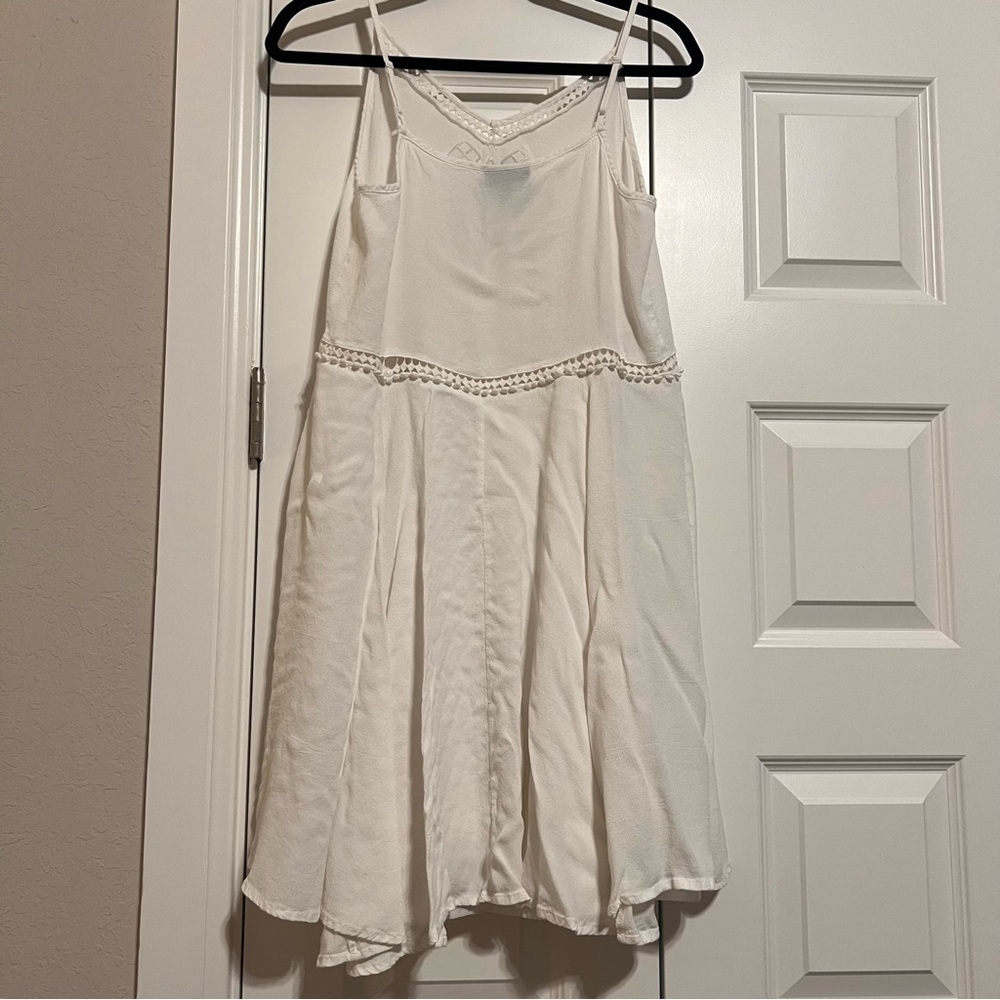 Bobeau White Casual Dress - Picture 7 of 9